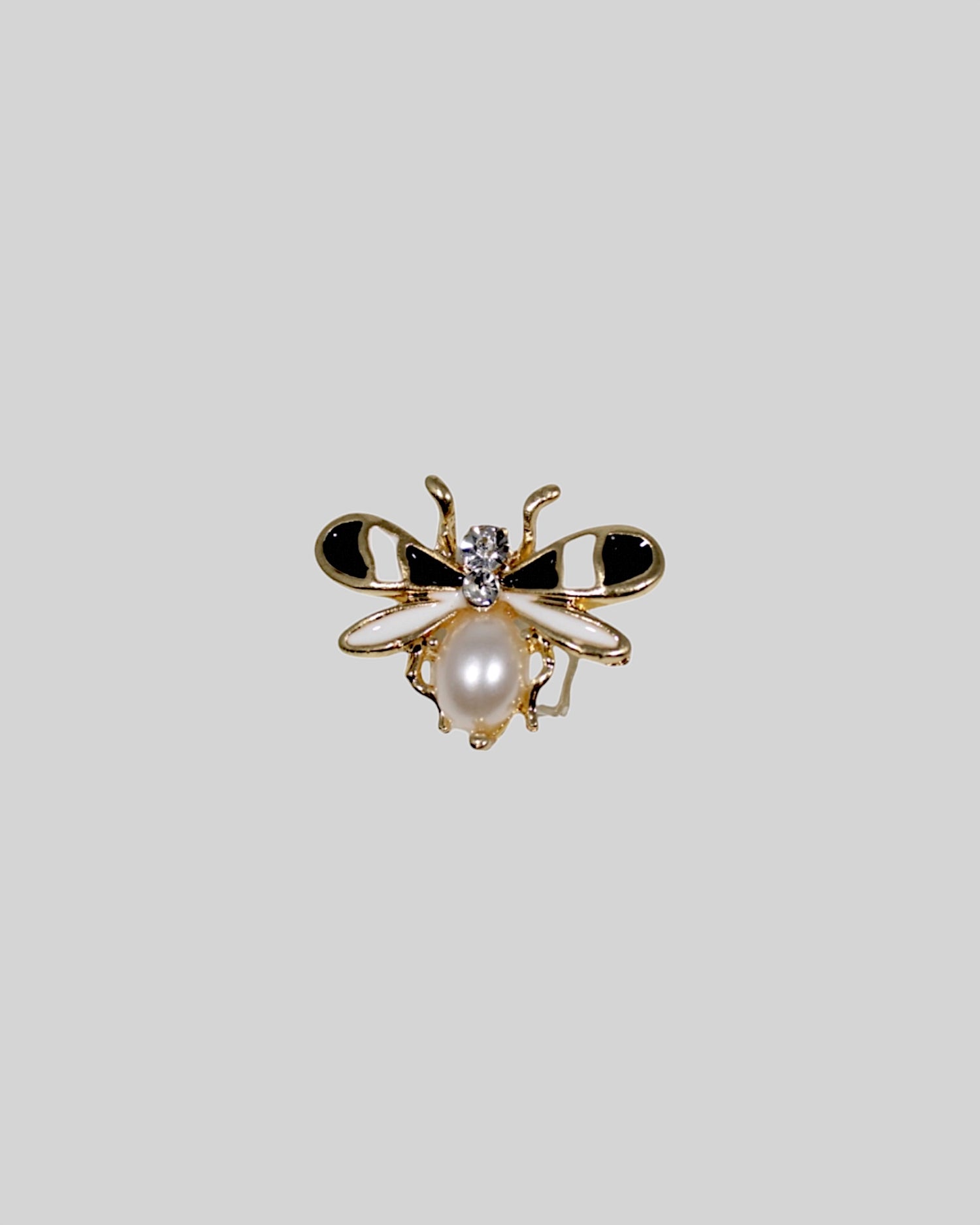 CHARMS BEE